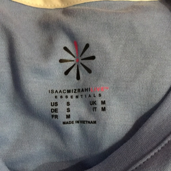 Isaac Mizrahi tshirt size small color blue - Picture 2 of 2